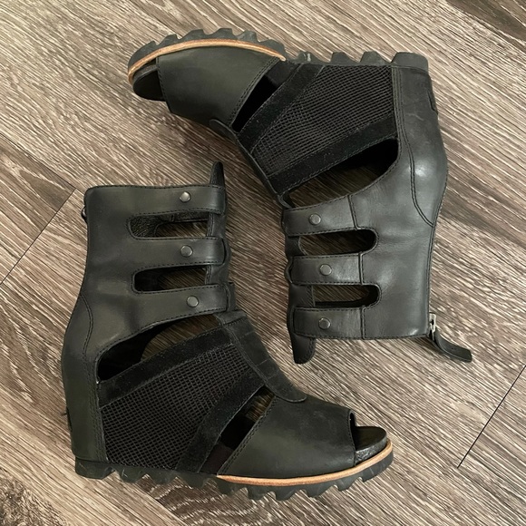 Sorel Shoes - Sorel Joanie Gladiator Sandals